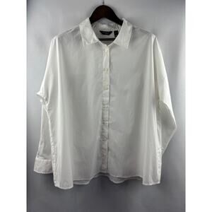 Women’s Attitudes by Renee XL White Button Up w/ Sequins